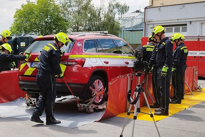 Abklingbecken E-Autos
