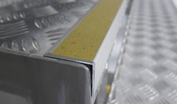 Stufenkantenmarkierungen Aluminium
