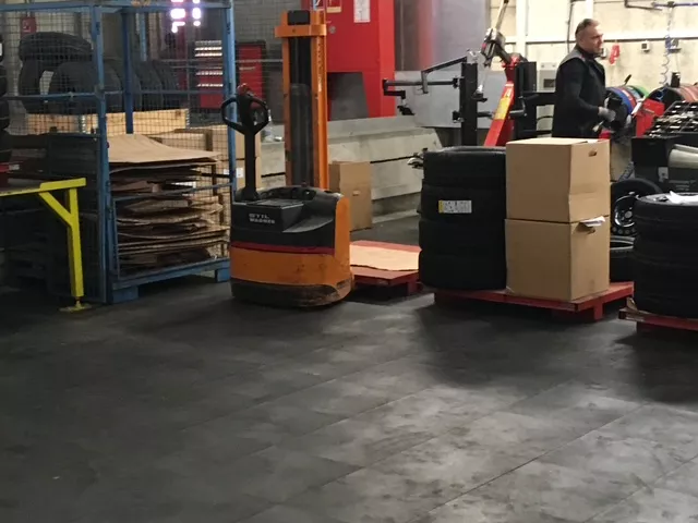 Bodenfliesen Industrie