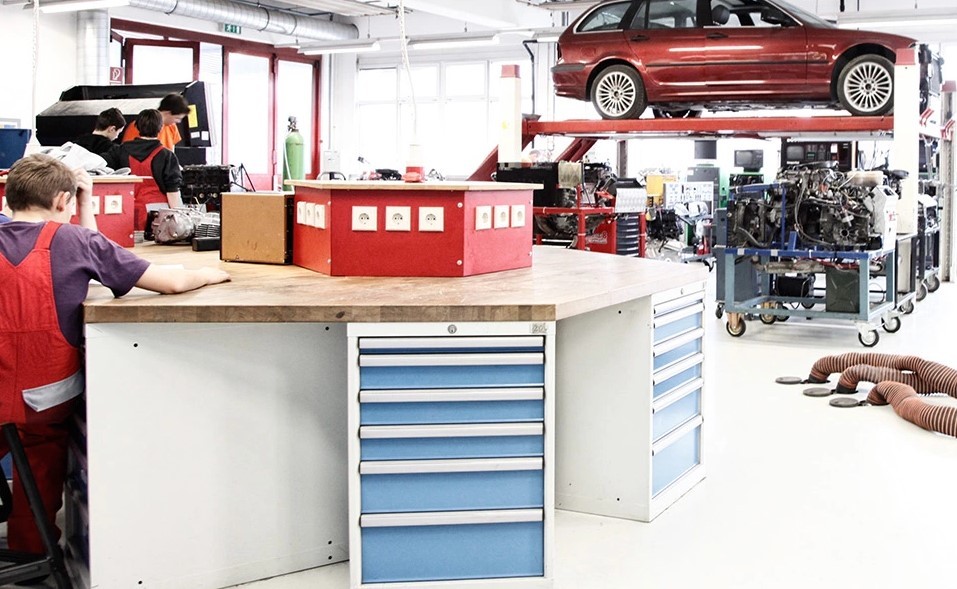 Hexagonal Workbench