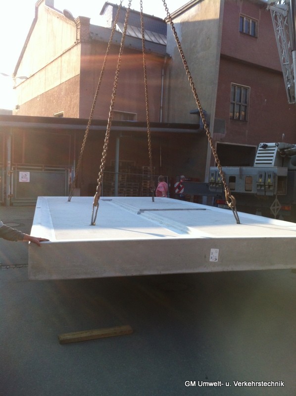 Large Containment Tray (Concrete)