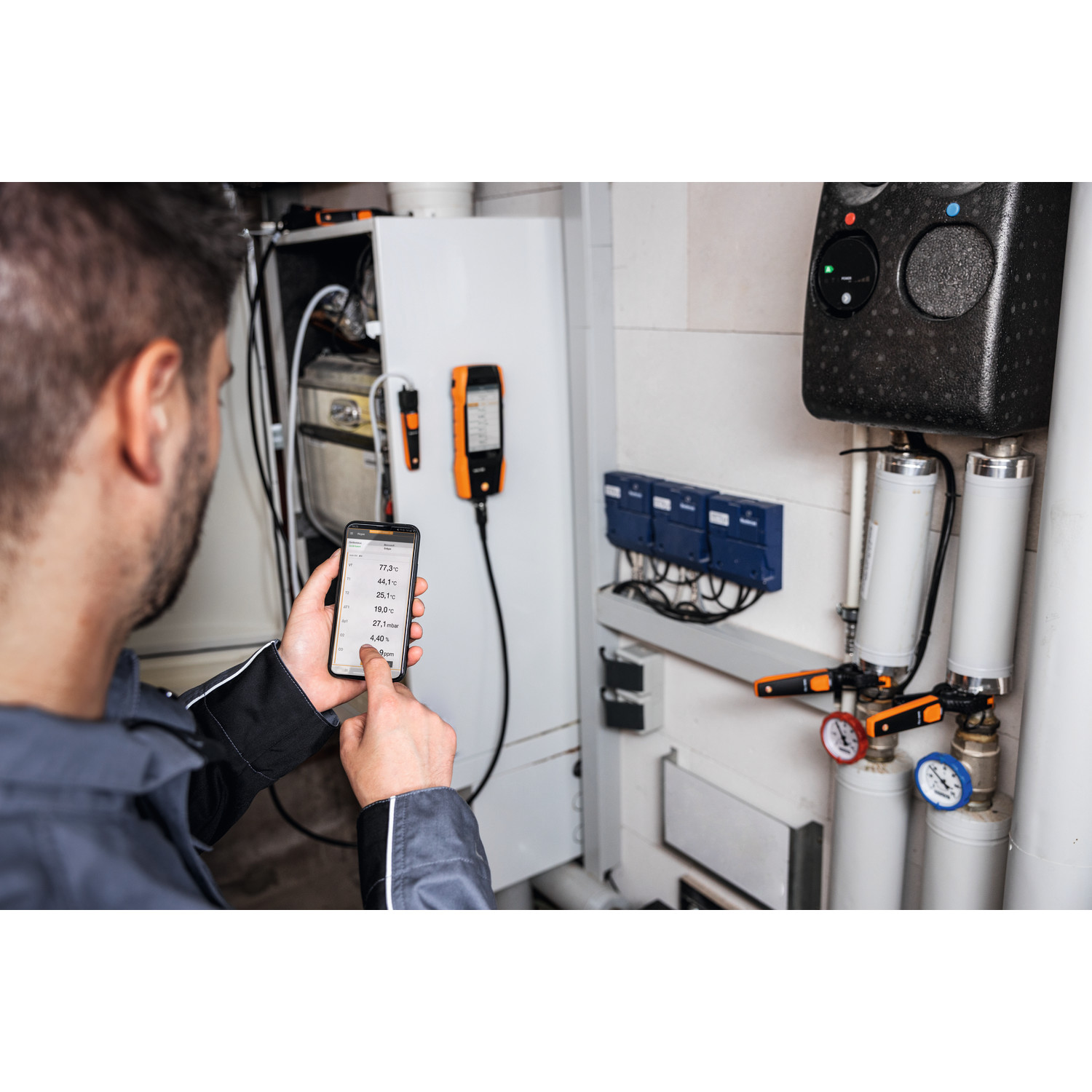 Abgasmessgerät testo 300 – O₂, CO H₂-kompensiert bis 8.000 ppm, inkl. BT® Connector