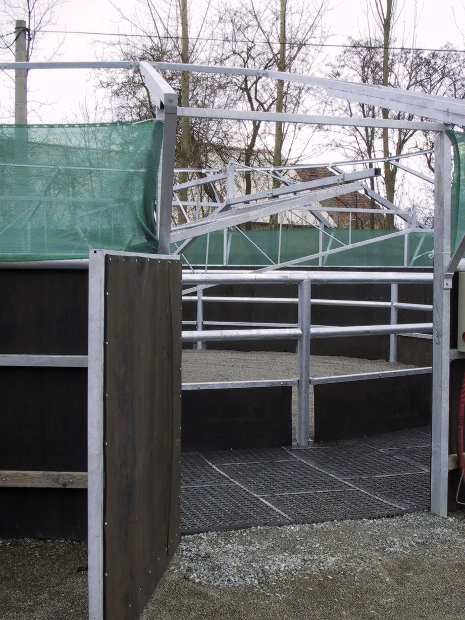 Paddock-Bodenbelag aus Recycling-Kunststoff