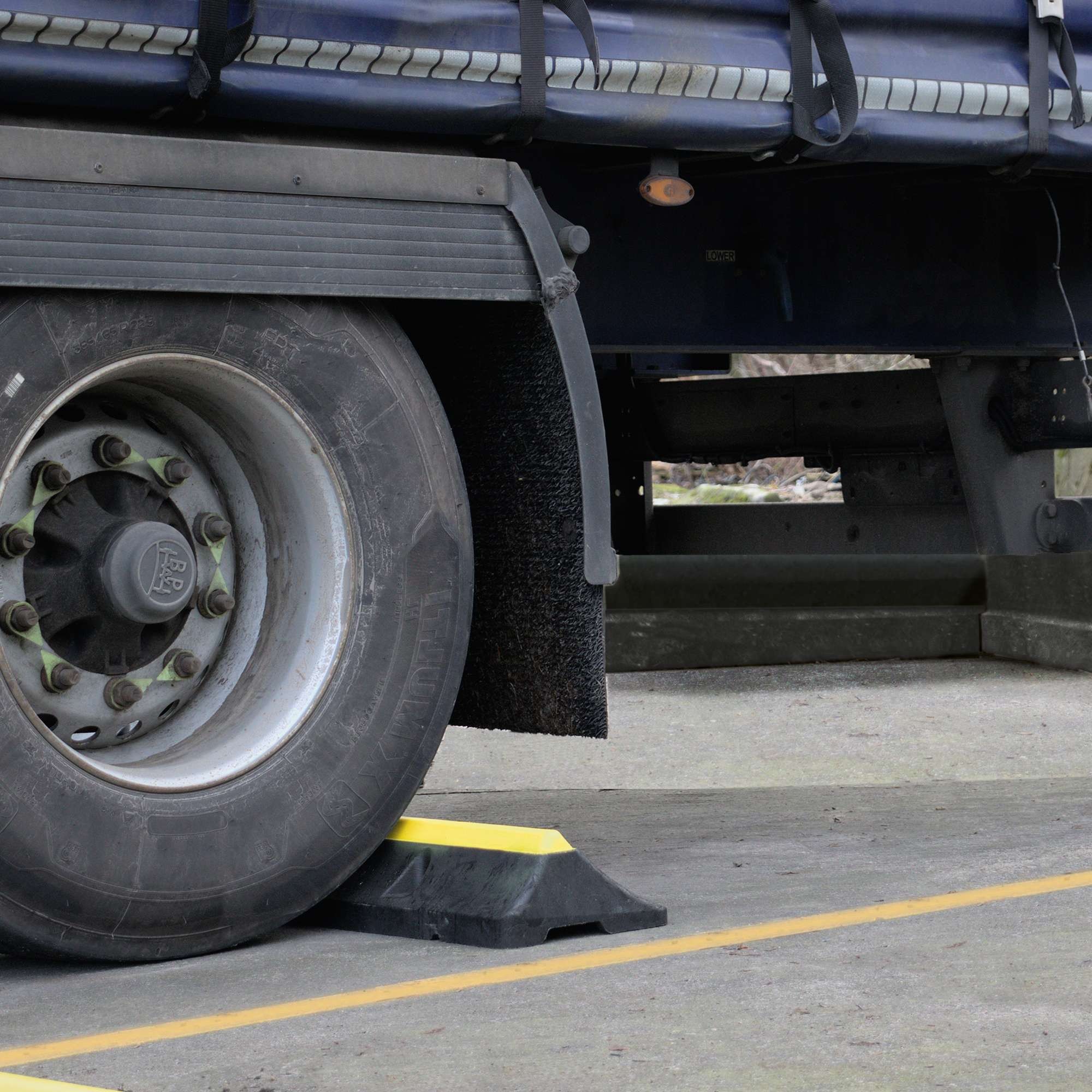 Radstopper LKW