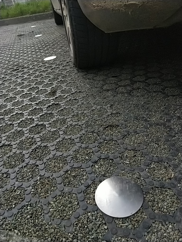 Plastgræsmarksten