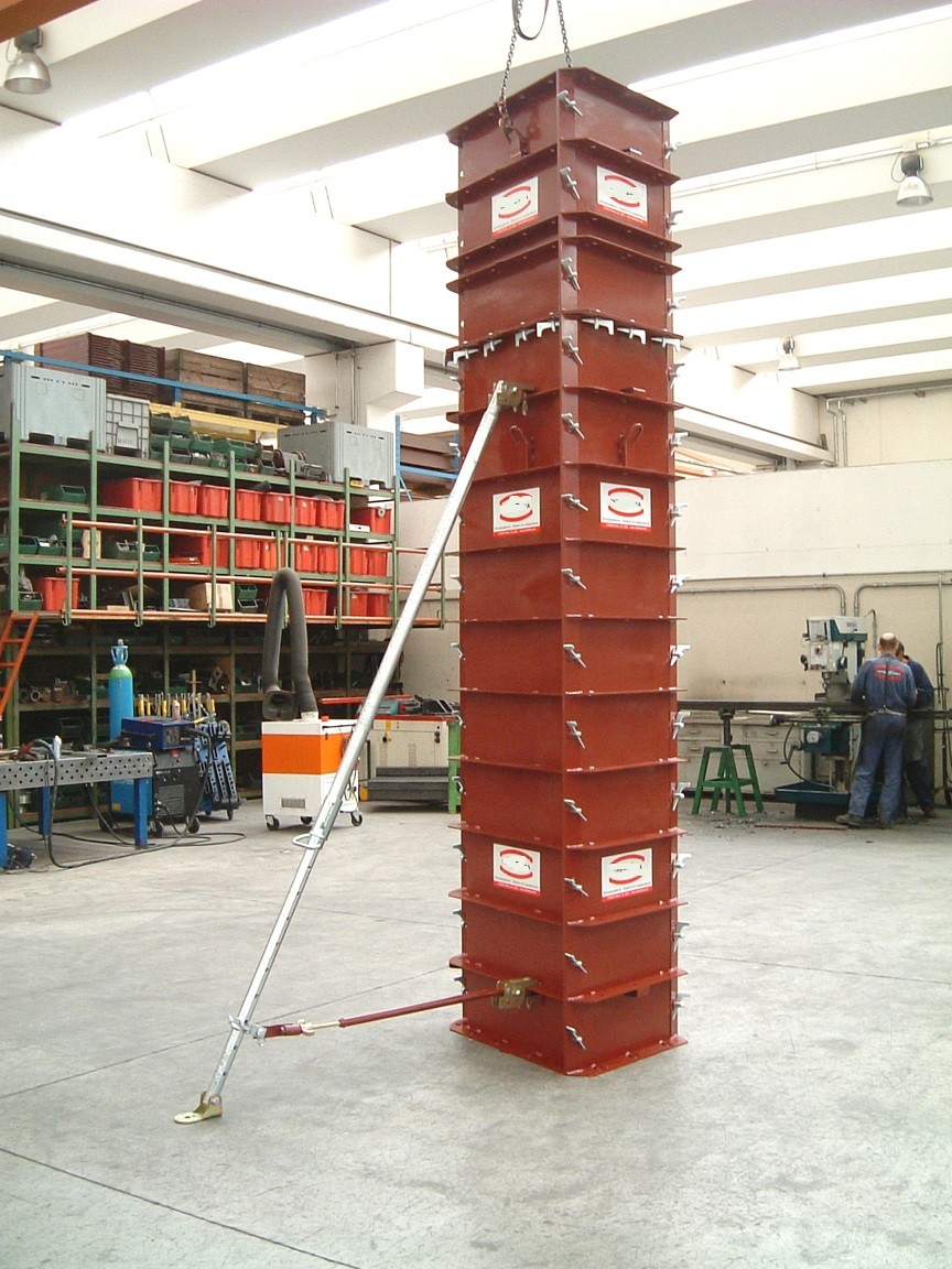 Betongforskaling for søyler