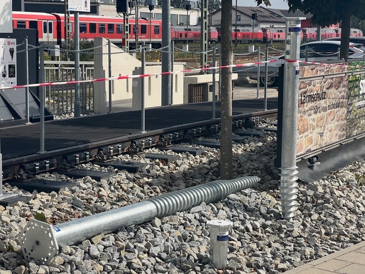 Maakiilaustukijalat