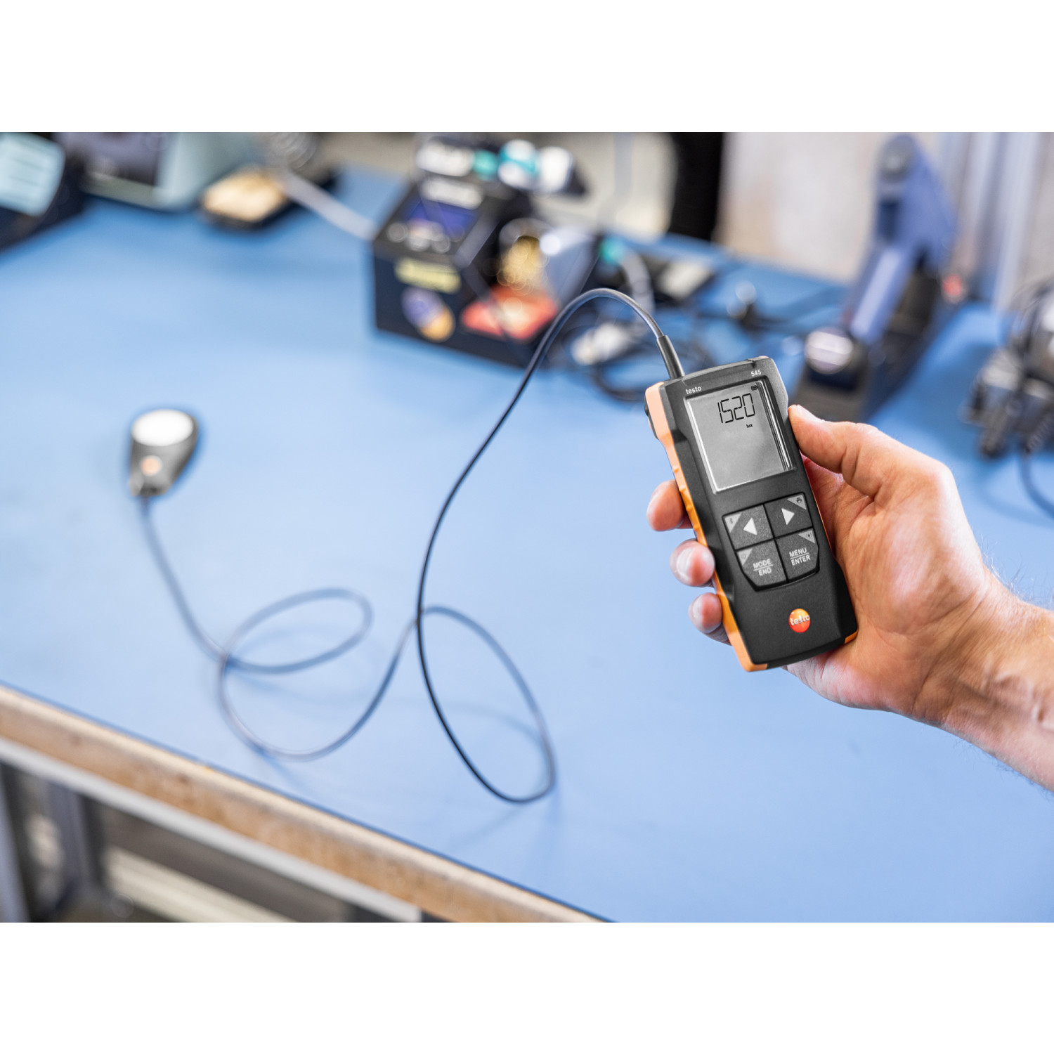 Luxmeter testo 545 – Digitales Lux-Messgerät mit App-Anbindung