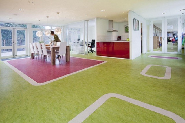 Vinyylidesign-lattia