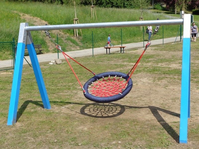 Nestschaukel